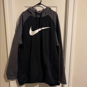 Nike Men's Hoodie in Black and Gray size 4xl